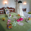Used wedding stuff for sale. photo by by alvanman on Flickr used-wedding-stuff