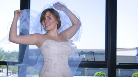Future Brides: Here’s How To Make Your Own Bridal Wedding Veil